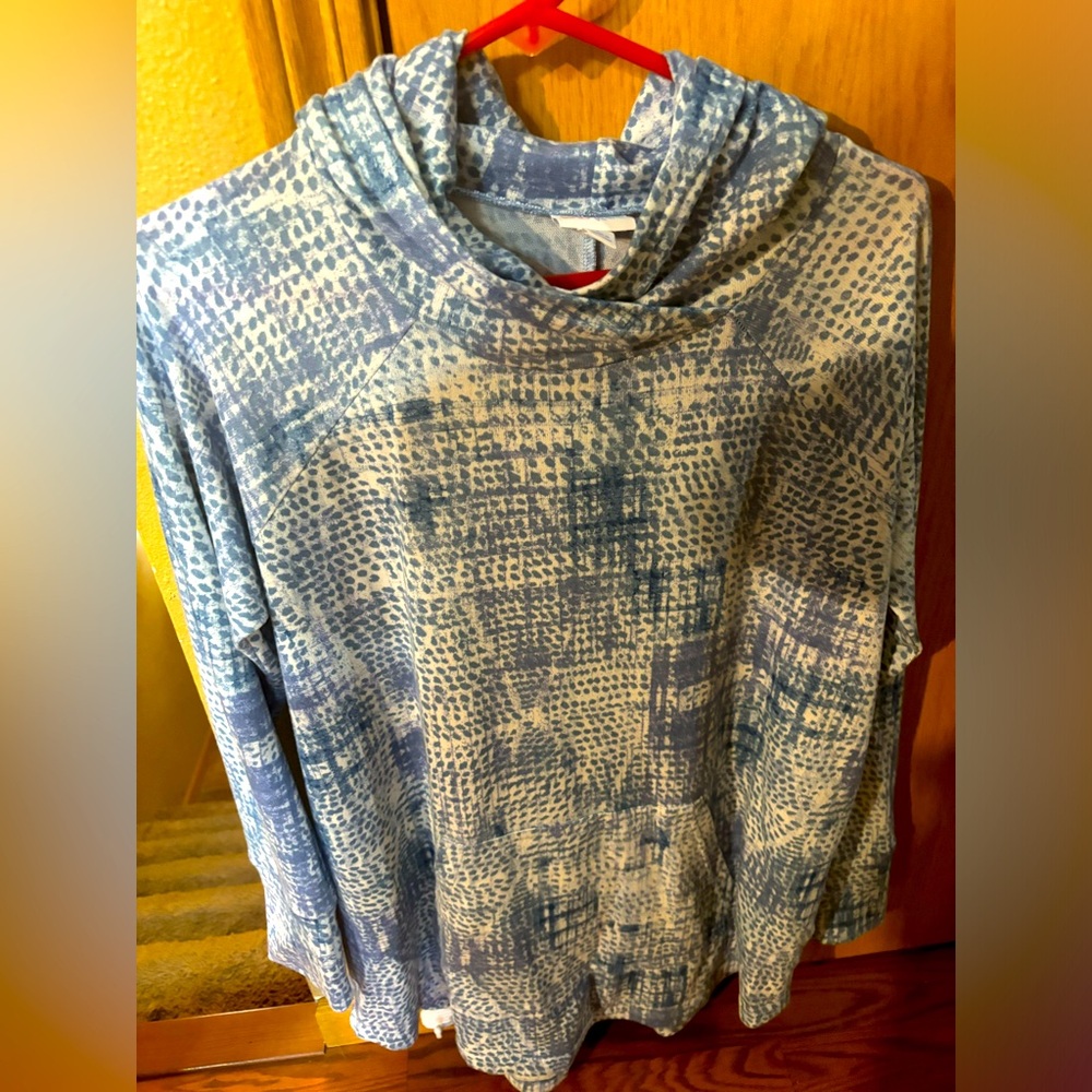 Light blue and cream print, long sleeve hooded sweatshirt